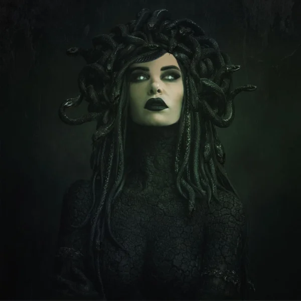 Stitched Up Heart – MEDUSA Album Cover